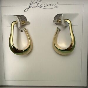 bloom Elegant Gold Hoop Earrings